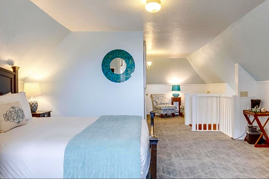Gilbert Inn Seaside