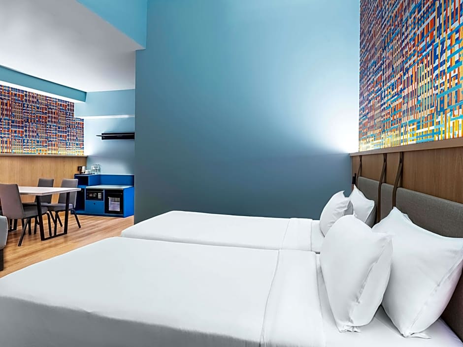 Photo 1 of 1 of Standard 2 Twin Beds