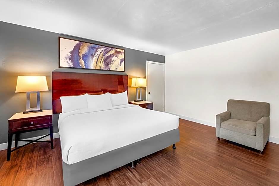 Photo 1 of 7 of Efficiency 1 King Bed and 1 Double Bed Suite