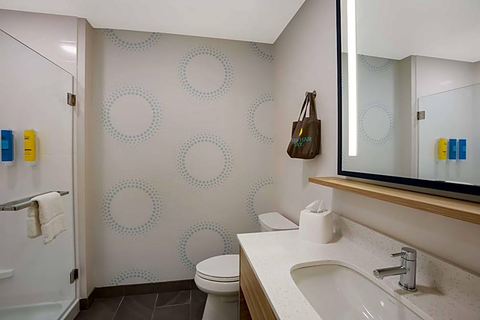 Tru By Hilton Traverse City