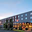 Radisson Red London Gatwick Airport