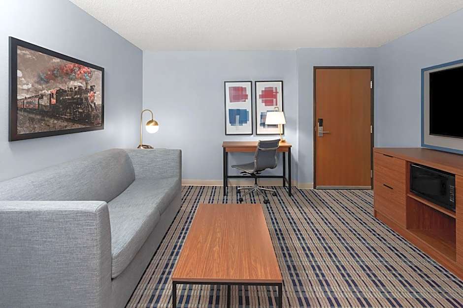 AmericInn by Wyndham Austin