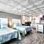 Sandy Bottoms Beachfront Studio On The Sand