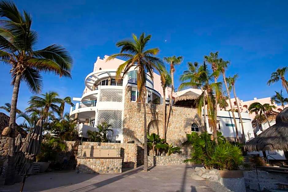 Club Cascadas De Baja