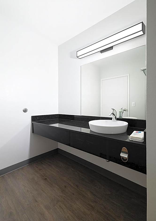 Motel 6-Westminster, CA - North