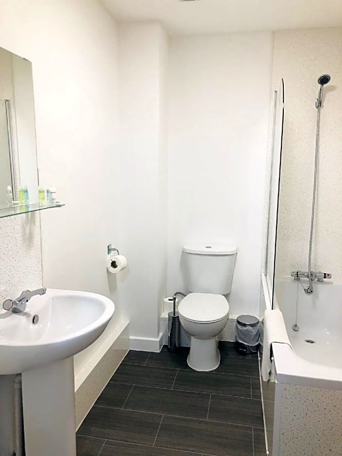 Showcase Apartments - Highcross House Apart Hotel