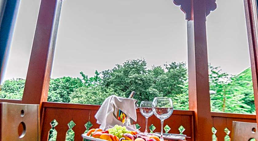 Acacia Mansion Hotel