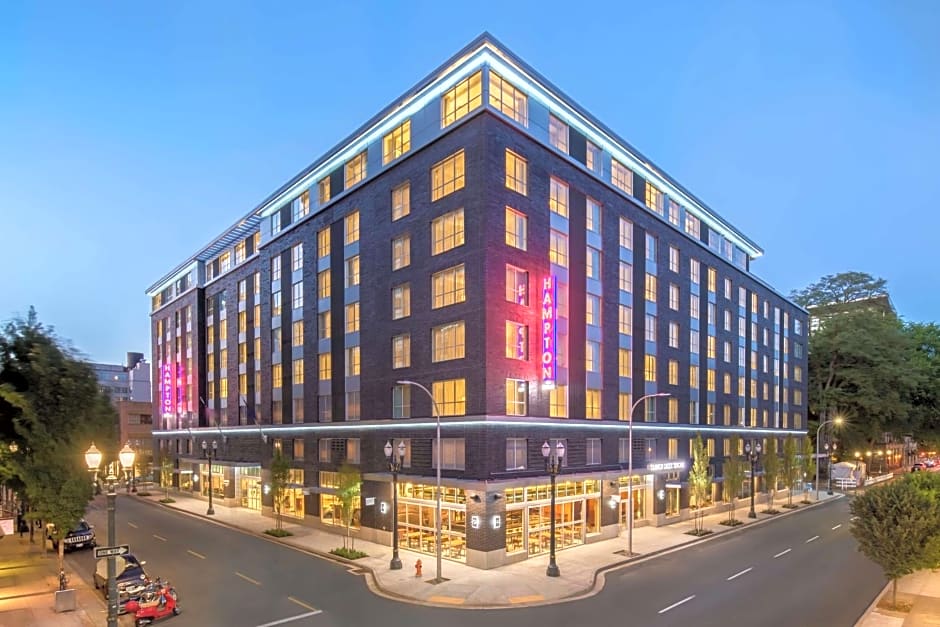 Hampton Inn And Suites By Hilton Portland-Pearl District