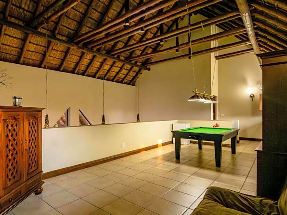 Zebula Golf and Wildlife Estate - Open Plains Pax 10 - Moi Signature Luxury villa