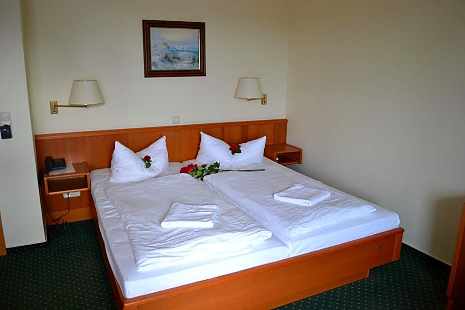 Hotel garni SEESCHLÖSSCHEN