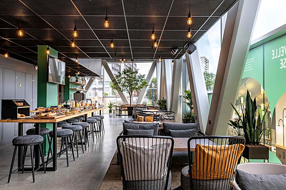 Best Western M-Treize Paris Asnieres