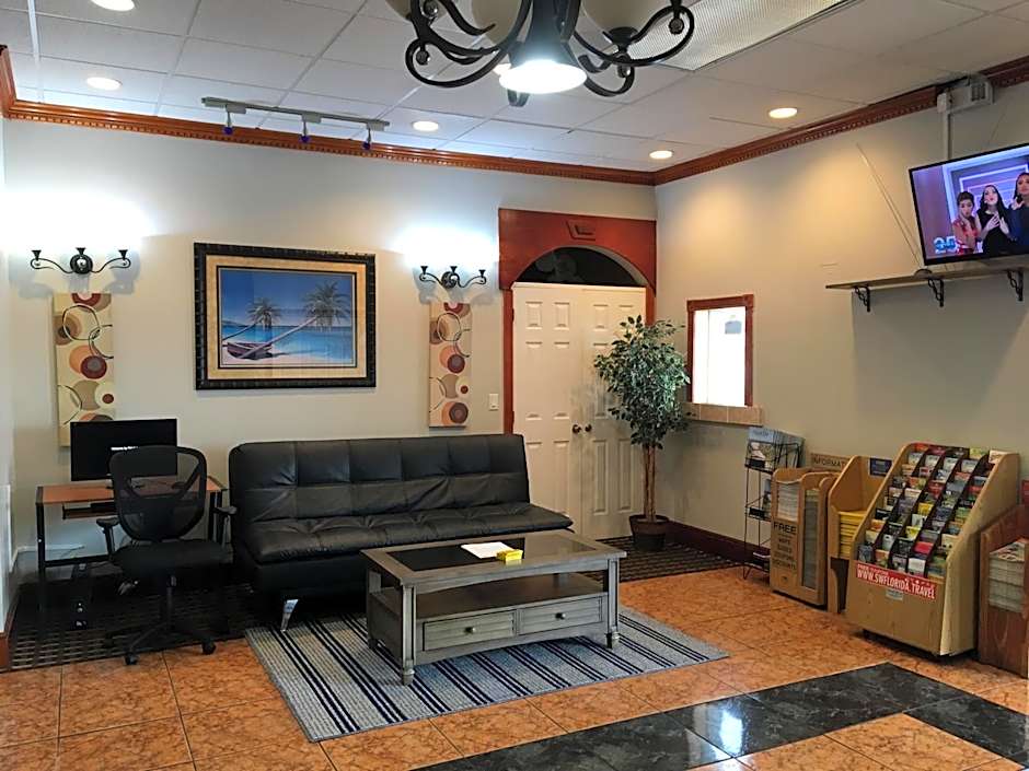 Days Inn by Wyndham Fort Myers