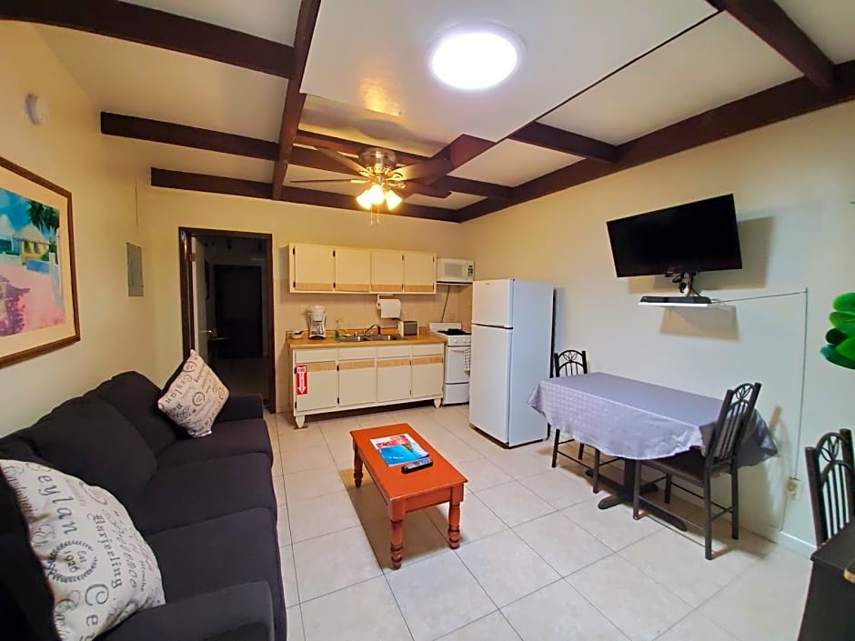 Sunset Gardens Guesthouse