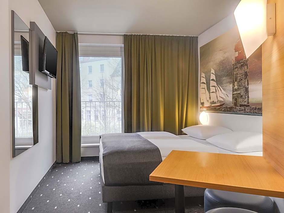 Photo 1 of 33 of B&B Hotel Bremerhaven