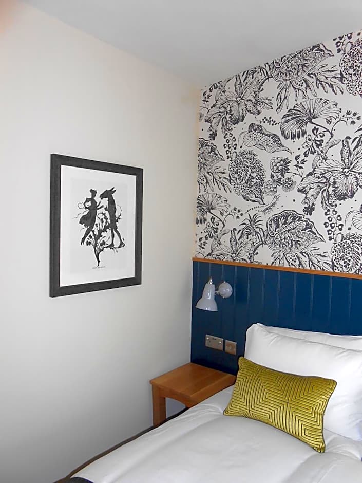 Pen and Parchment by Greene King Inns