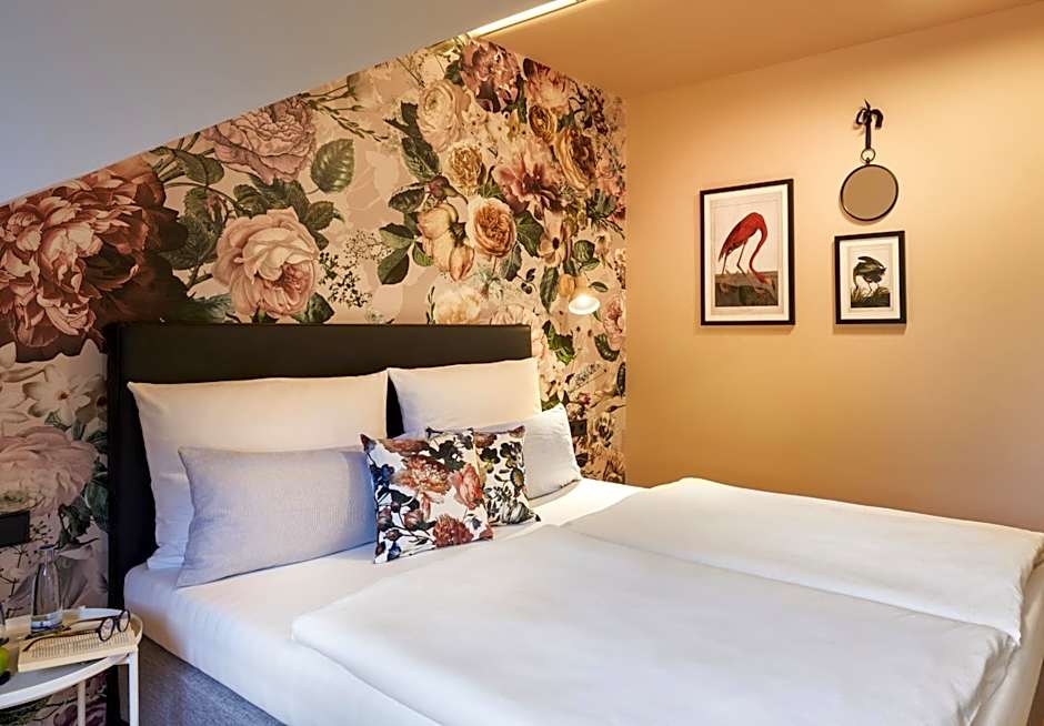 QUARTIER 82 by Arcadeon