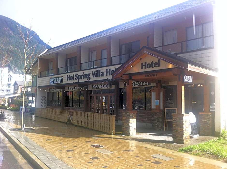 Photo 1 of 50 of Spring Villa Hotel