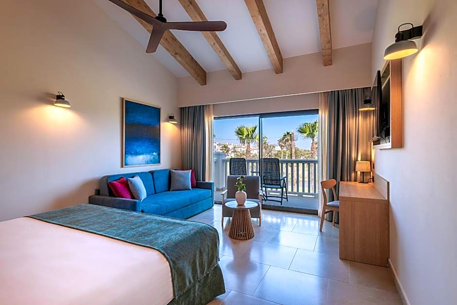 Impressive Playa Granada Golf