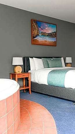 Waves Luxury Suites