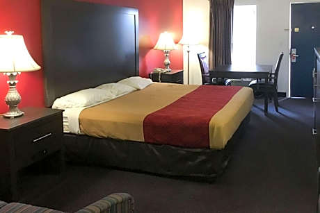 1 King Bed, Nonsmoking