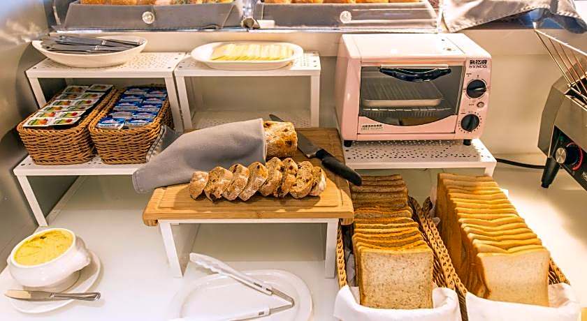 Forward Hotel Nangang