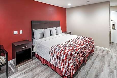 Superior King Room Smoke Free