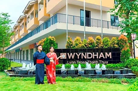 Lotus Wyndham Thanh Thủy