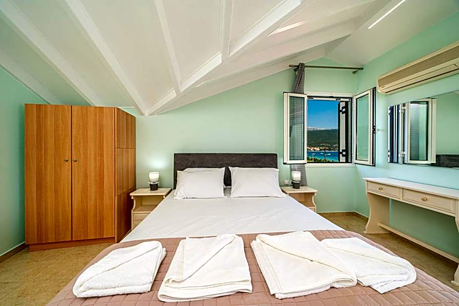 Filalithis Studios & Apartments