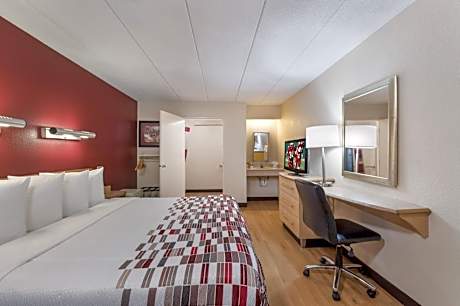Deluxe King Room Disability Access Smoke Free