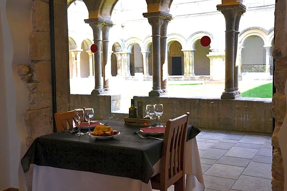 Monestir de Les Avellanes