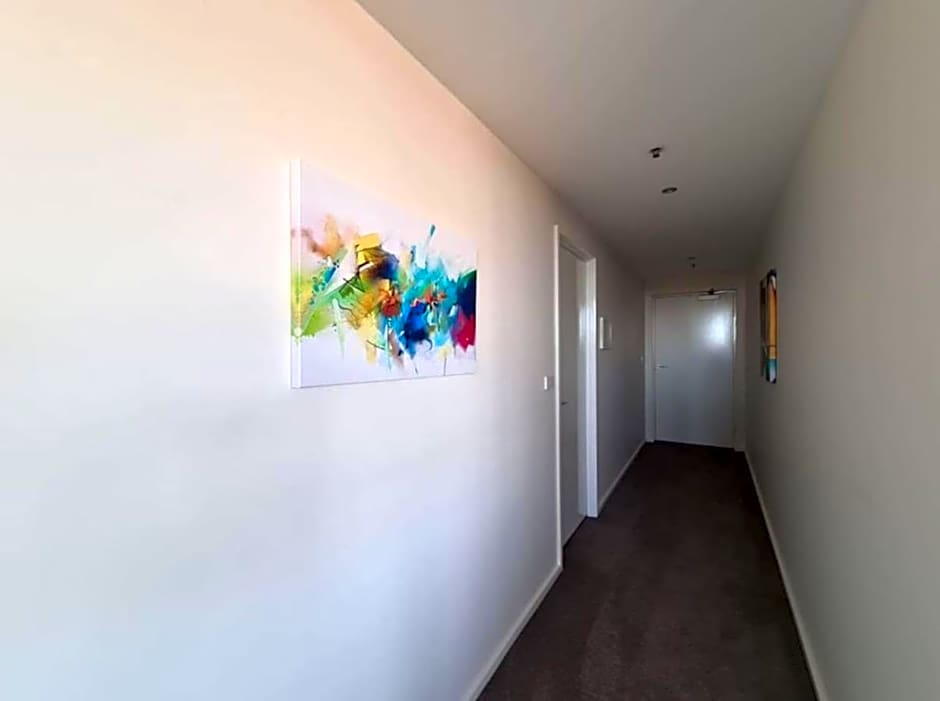 Grand 2BR between ANU and City - Hosted by Canstay