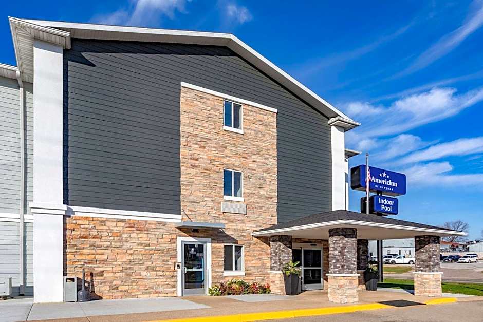 AmericInn by Wyndham Quincy