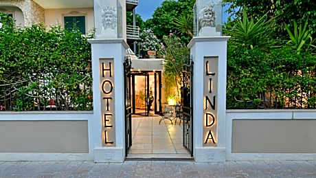 Hotel & Apartments Villa Linda