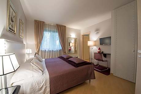 Comfort Double Room with Garden View