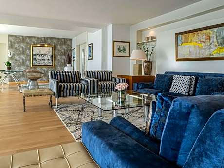 Royal Suite