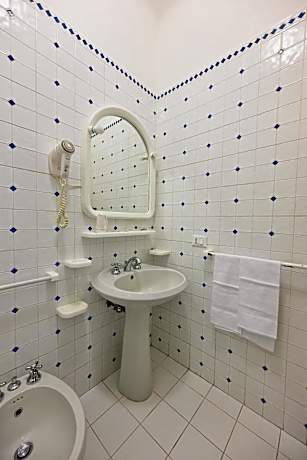 One-Bedroom Standard Apartment