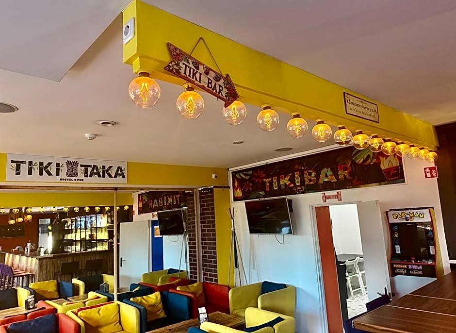 Tiki Taka Hostel & Pub