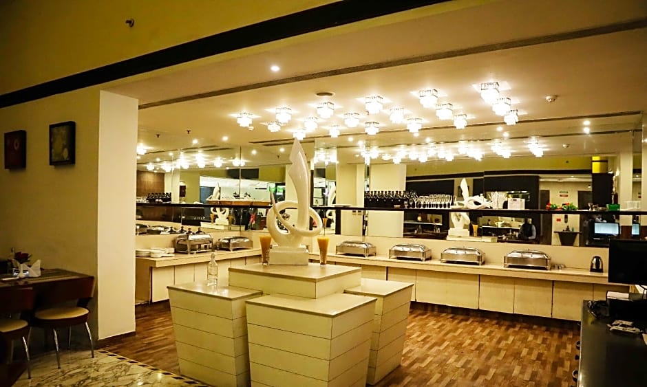 Hotel DS Clarks Inn Gurgaon