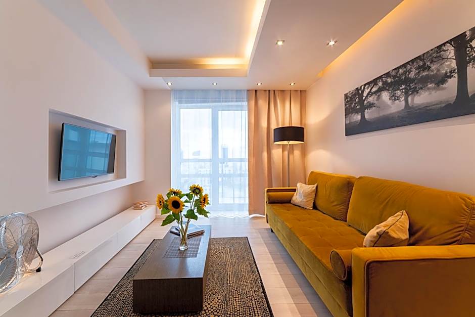 Platinum Towers E-Apartments