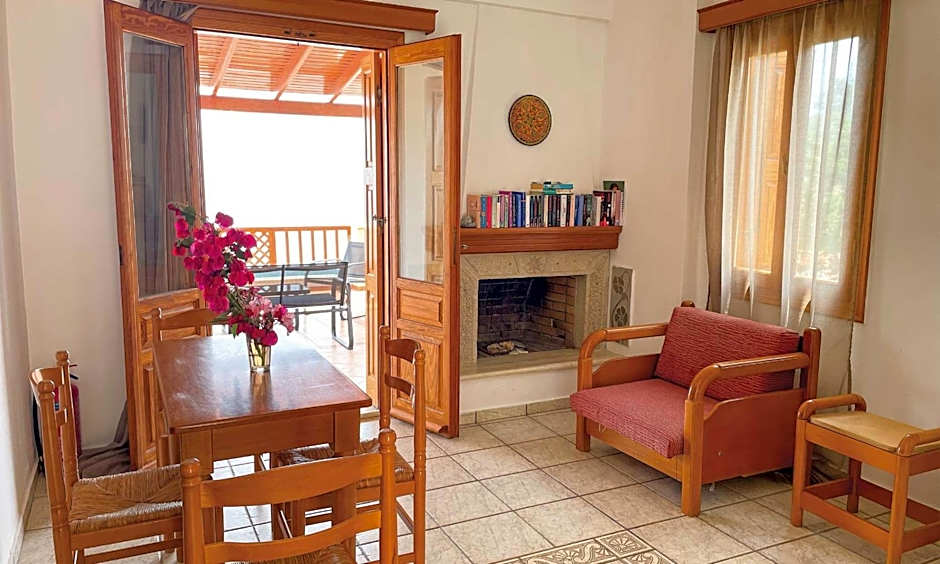 Nereides Seaside Apartments