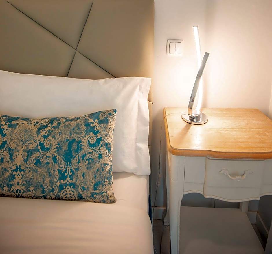 Grande Pensao Residencial Alcobia