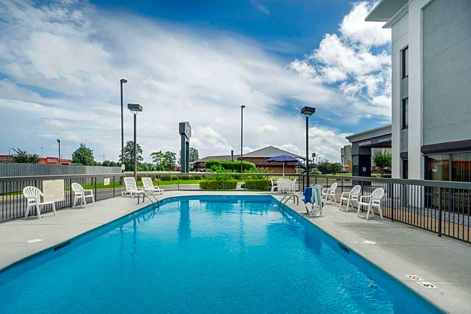 Hampton Inn By Hilton Jonesboro