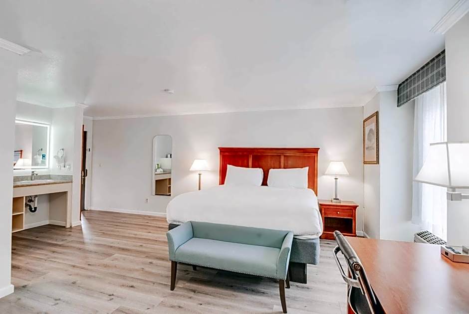 Ramada by Wyndham Mountain View