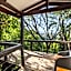 Hog Hollow Country Lodge