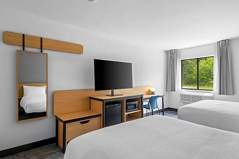 City Express by Marriott Petoskey Harbor Springs