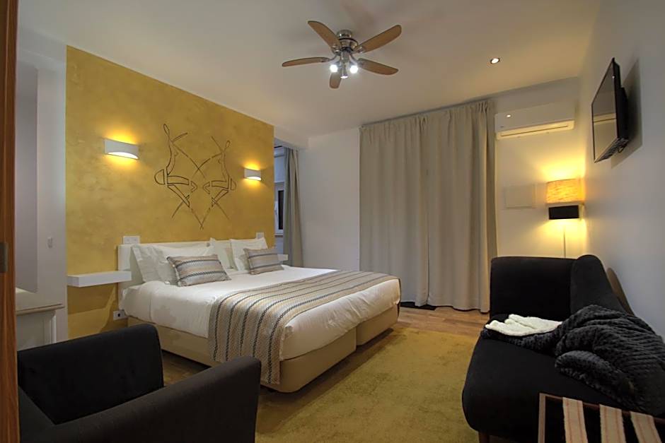 Photo 1 sur 11 de 1 King Bed
