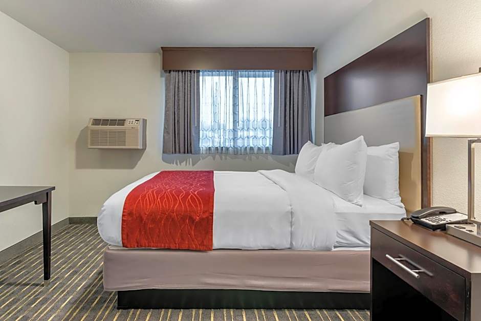 Comfort Inn & Suites Tigard near Washington Square