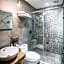 Tiin Tinn - Rivershore B&B