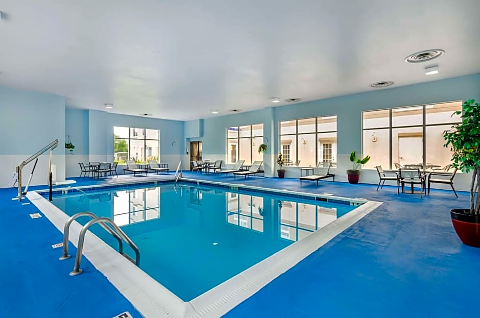 Best Western Plus Waynesboro Inn & Suites Conference Center