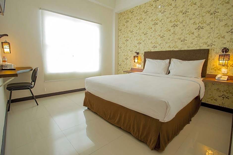 Tree Hotel Panakkukang Makassar By LIFE